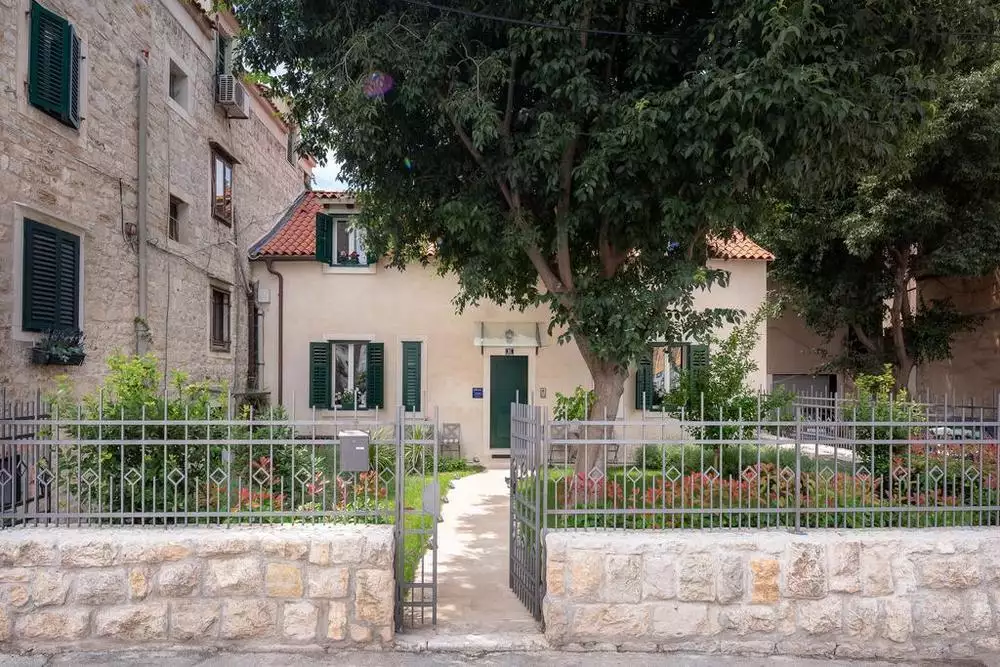 Hotels 137m² in Croatia, Split. Priced at 1200000€ rent photo-2