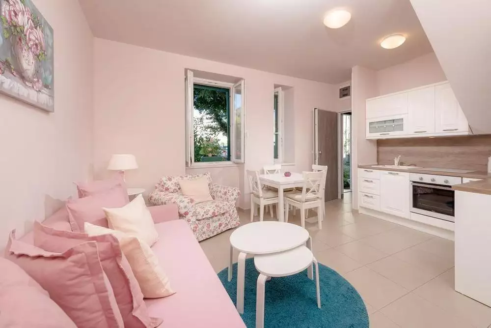 Hotels 137m² in Croatia, Split. Priced at 1200000€ rent photo-11
