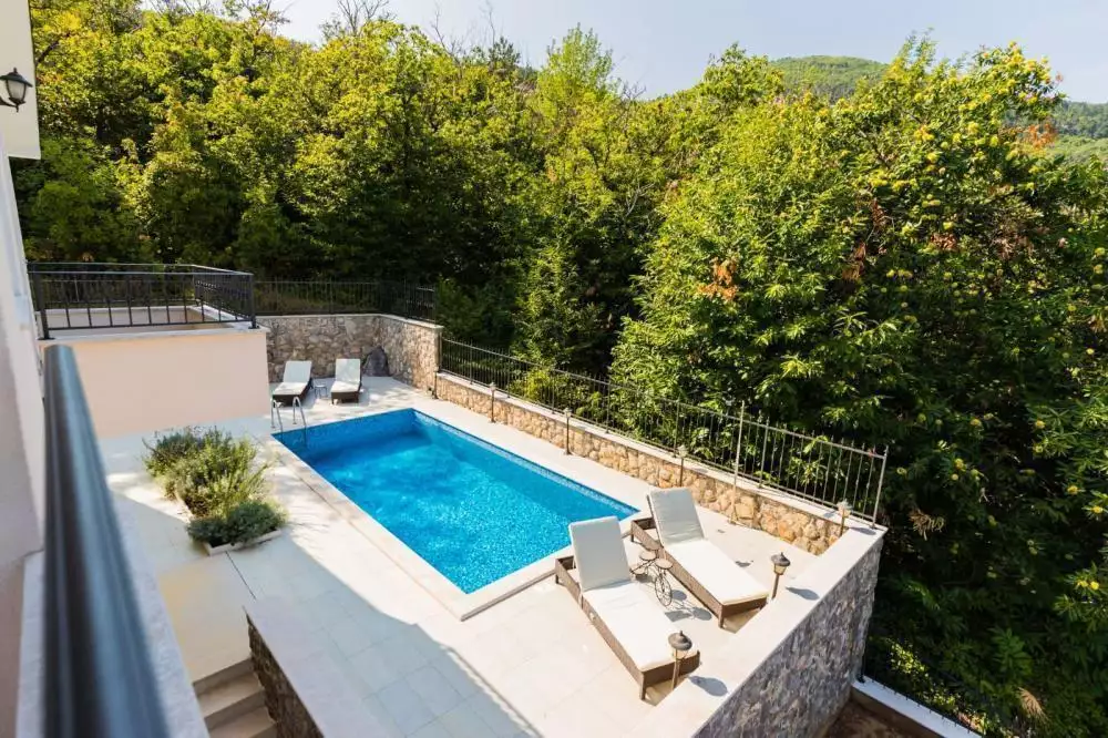 Villa 267m² in Croatia, Lovran. Priced at 800000€ rent photo-3