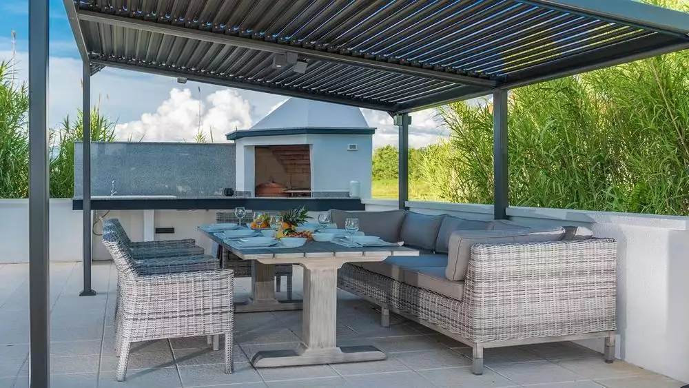 Villa 190m² in Croatia, Privlaka. Priced at 660000€ rent photo-7