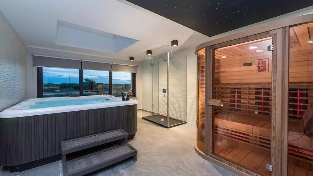 Villa 190m² in Croatia, Privlaka. Priced at 660000€ rent photo-21
