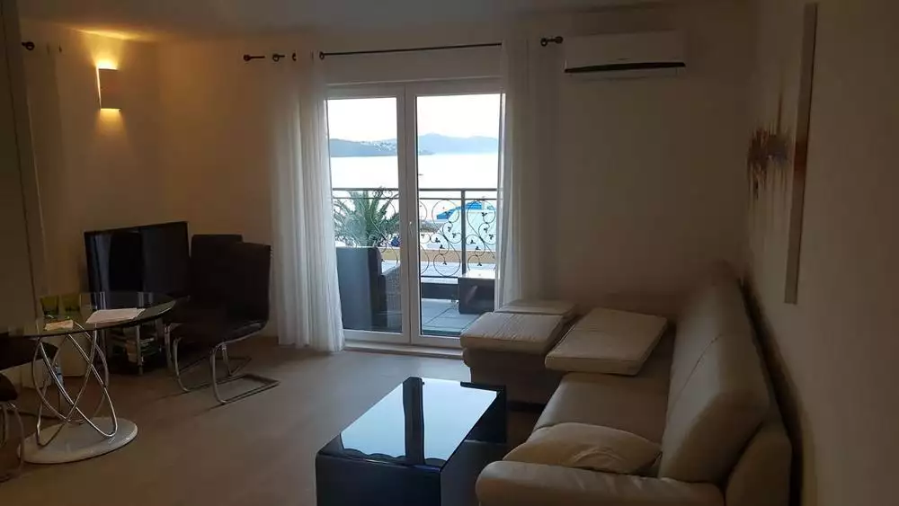 Hotels 489m² in Croatia, Ciovo. Priced at 2300000€ rent photo-13
