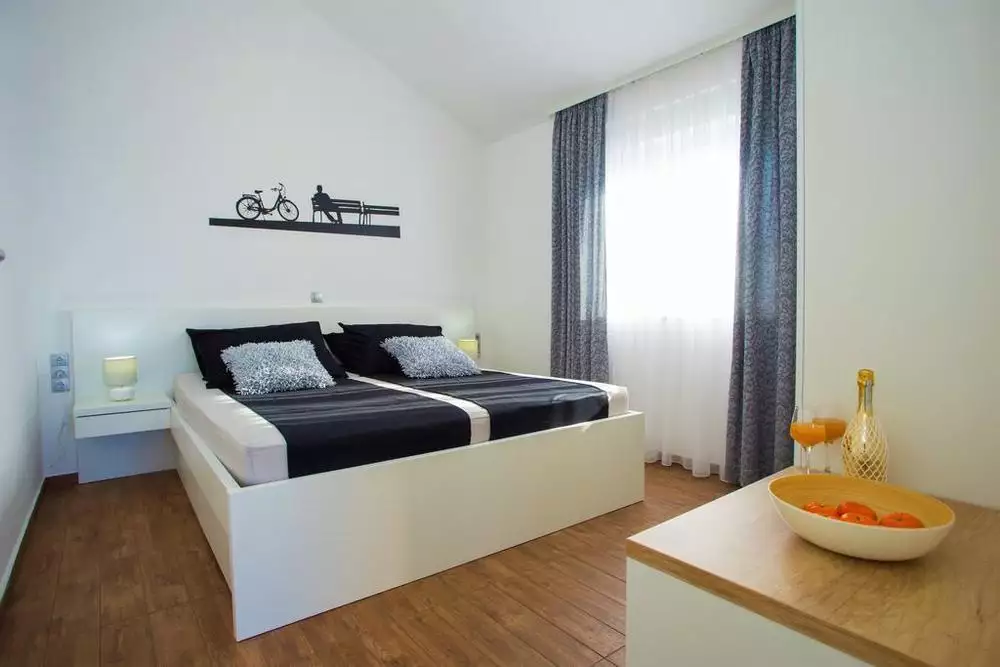 Hotels 400m² in Croatia, Razanj. Priced at 890000€ rent photo-5