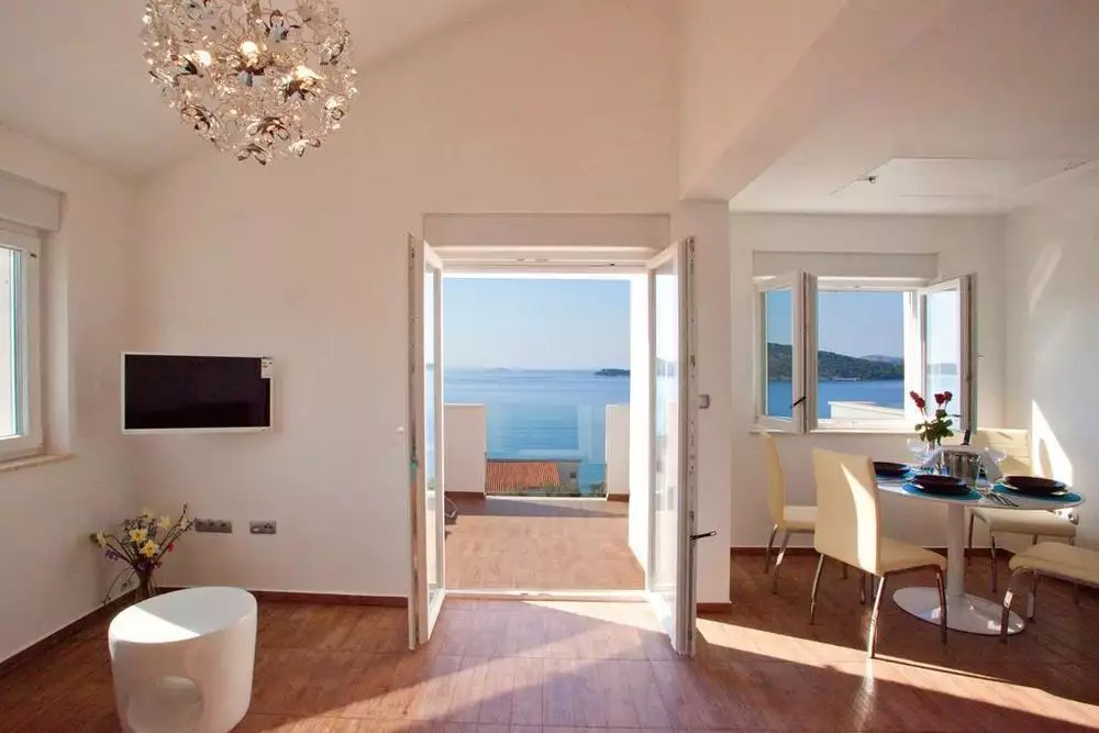Hotels 400m² in Croatia, Razanj. Priced at 890000€ rent photo-11