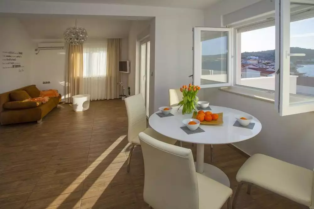 Hotels 400m² in Croatia, Razanj. Priced at 890000€ rent photo-13