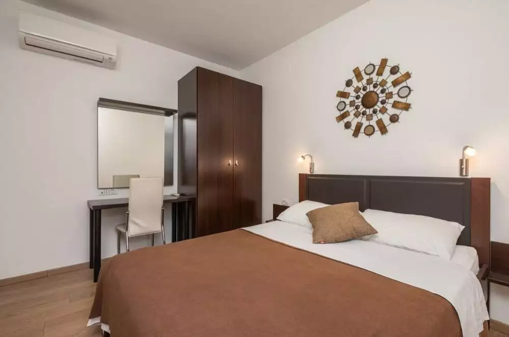 Hotels 1060m² in Croatia, Dubrovnik. Priced at 2500000€ rent photo-11