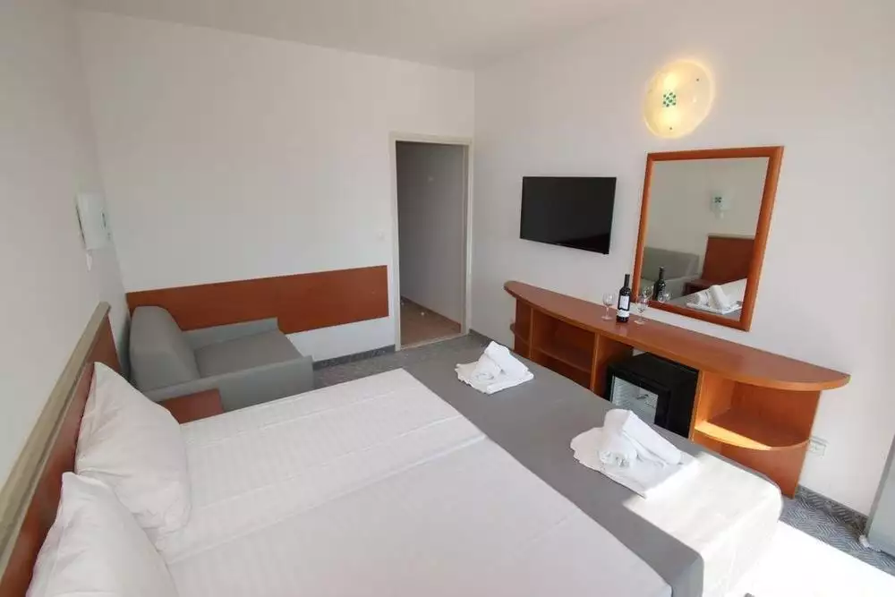 Hotels 2538m² in Croatia, Korcula. Priced at 3600000€ rent photo-9