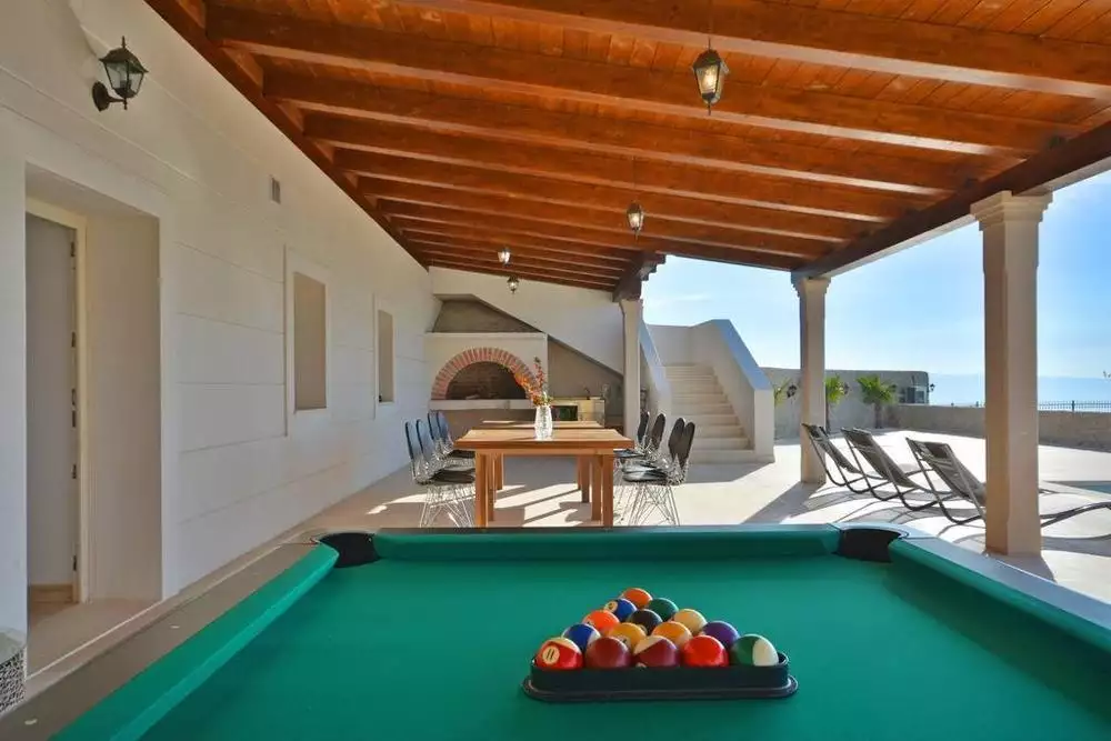 Villa 480m² in Croatia, Podstrana. Priced at 2200000€ rent photo-13