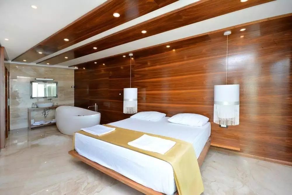 Villa 480m² in Croatia, Podstrana. Priced at 2200000€ rent photo-15
