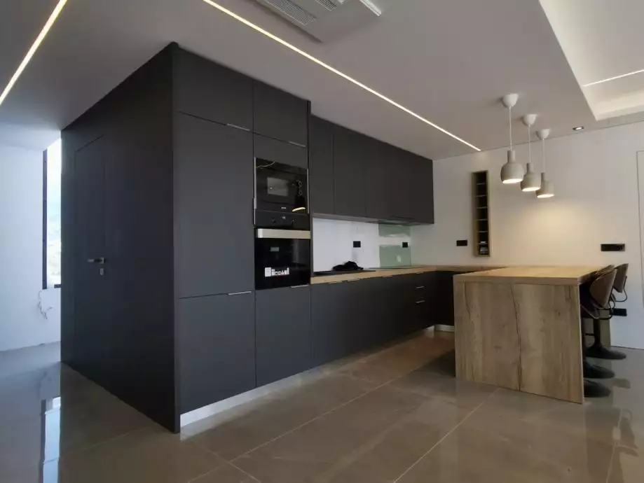 Villa 300m² in Turkey, Trabzon. Priced at 1200000€ rent photo-17