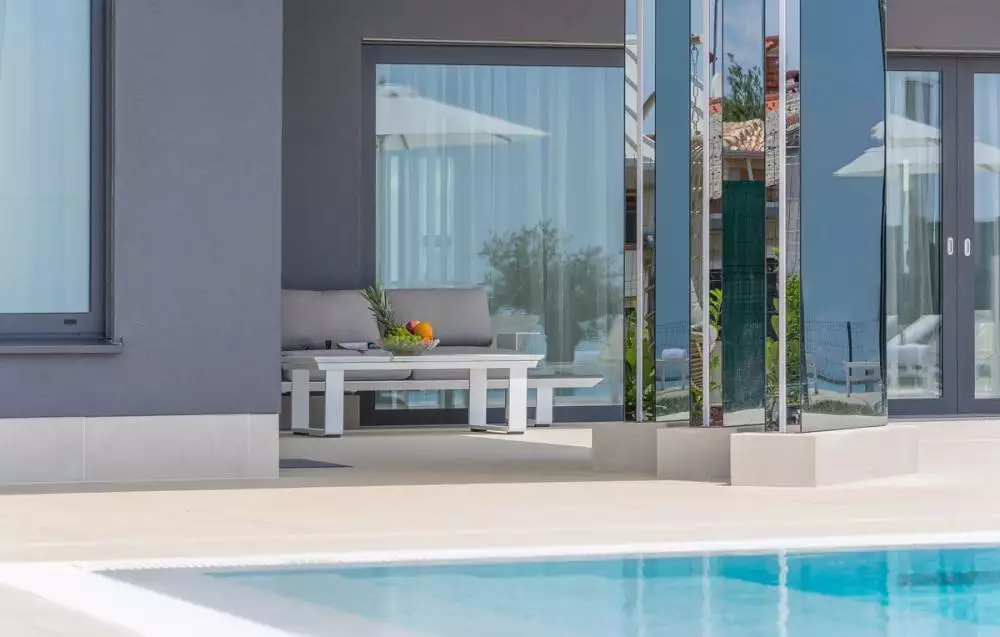Villa 400m² in Croatia, Kastelir. Priced at 2690000€ rent photo-8