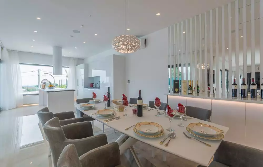 Villa 400m² in Croatia, Kastelir. Priced at 2690000€ rent photo-20