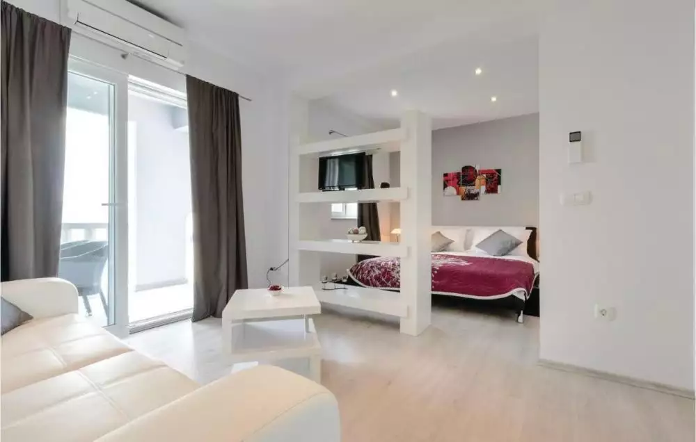 Villa 320m² in Croatia, Pejesac. Priced at 1850000€ rent photo-23