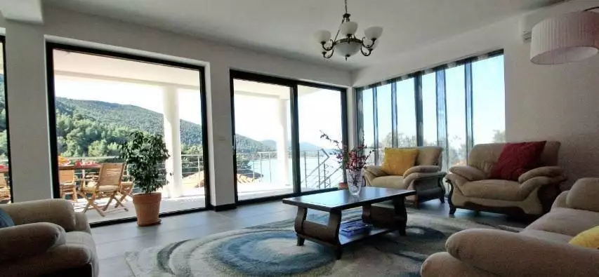 Villa 367m² in Croatia, Korcula. Priced at 3800000€ rent photo-14