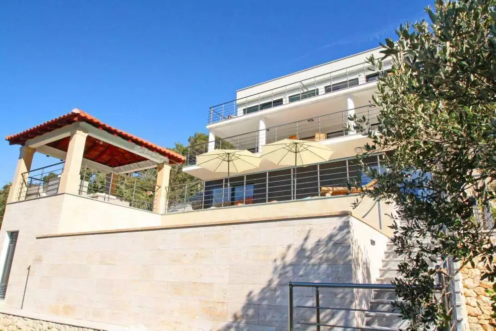 Villa 367m² in Croatia, Korcula. Priced at 3800000€ rent photo-17