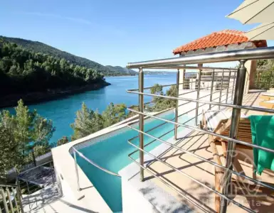 Buy in Croatia for 3800000€