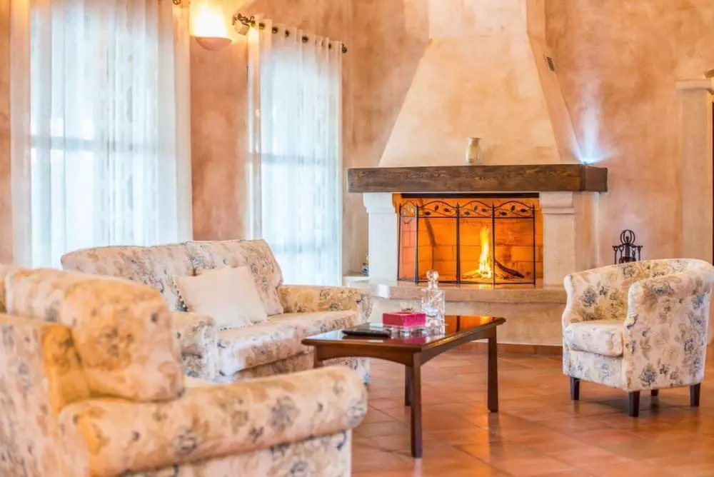 Villa 550m² in Croatia, Visnjan. Priced at 1600000€ rent photo-6