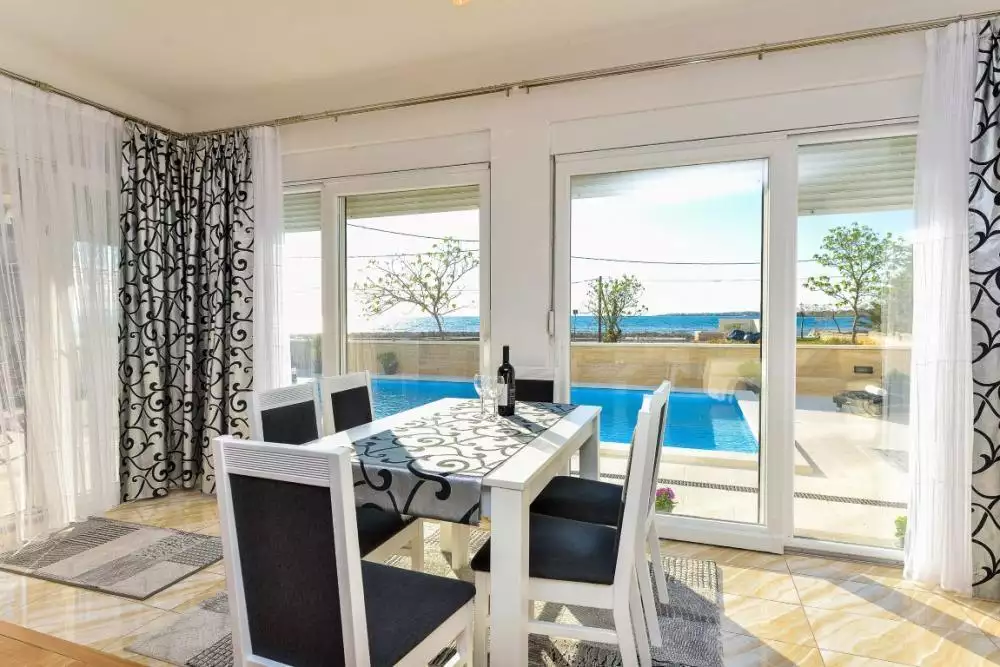 Hotels 390m² in Croatia, Zaton. Priced at 1250000€ rent photo-25