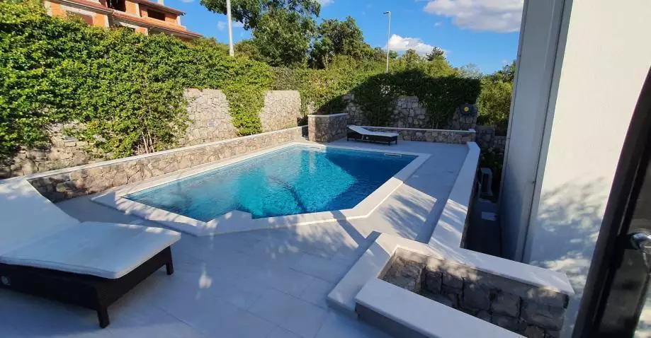 Villa 313m² in Croatia, Kostrena. Priced at 1350000€ rent photo-2