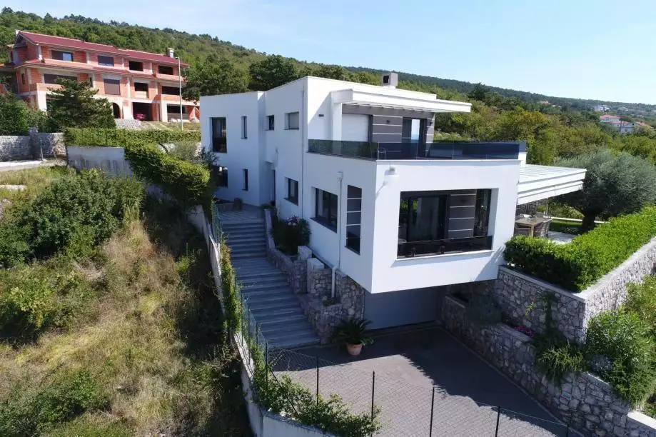 Villa 313m² in Croatia, Kostrena. Priced at 1350000€ rent photo-8
