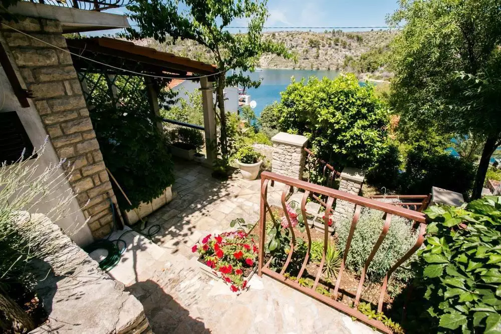 Hotels 226m² in Croatia, Brac. Priced at 587000€ rent photo-5