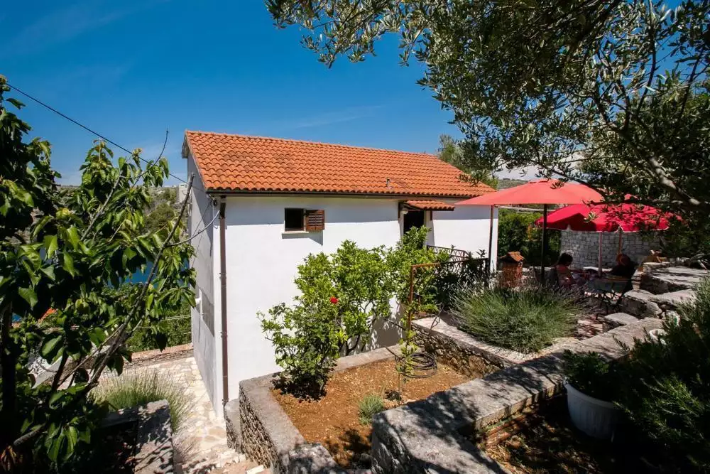 Hotels 226m² in Croatia, Brac. Priced at 587000€ rent photo-13