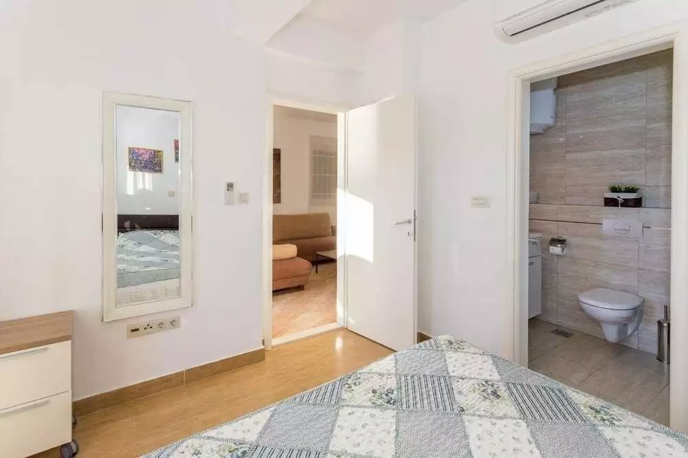 Villa 530m² in Croatia, Klek. Priced at 1795000€ rent photo-12