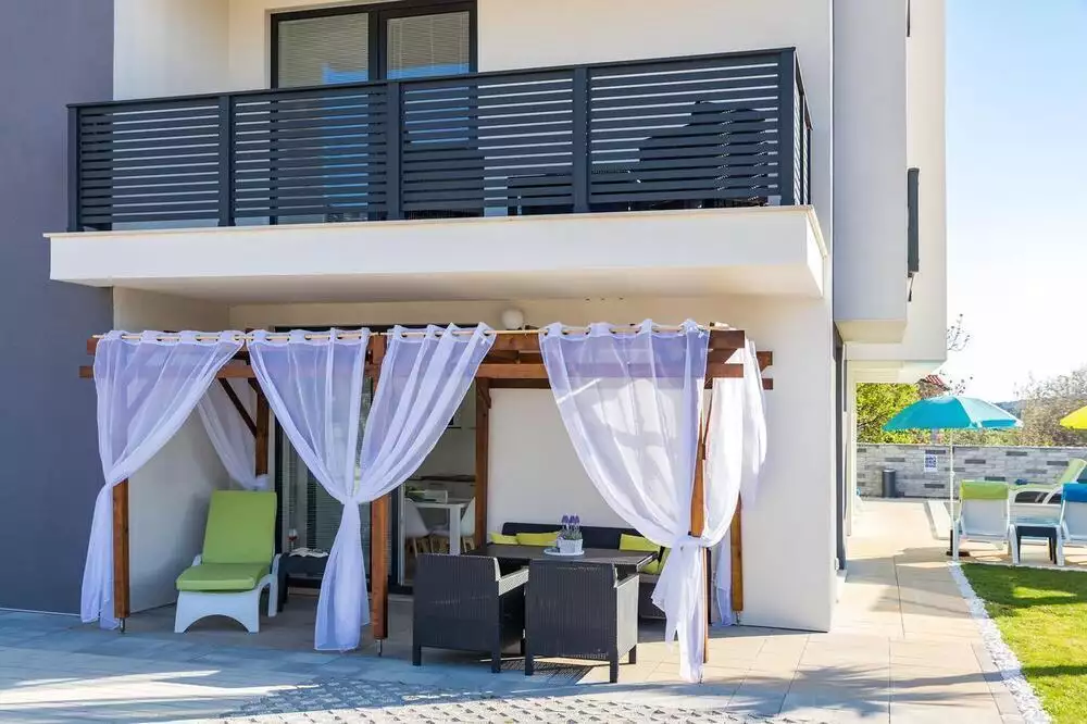 Hotels 440m² in Croatia, Medulin. Priced at 2000000€ rent photo-4