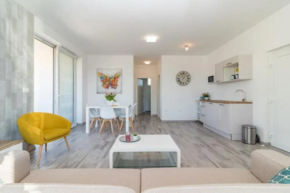 Hotels 440m² in Croatia, Medulin. Priced at 2000000€ rent photo-12