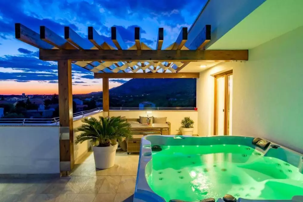 Villa 168m² in Croatia, Selina. Priced at 910000€ rent photo-22