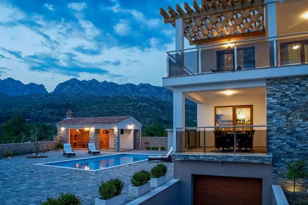 Villa 168m² in Croatia, Selina. Priced at 910000€ rent photo-24