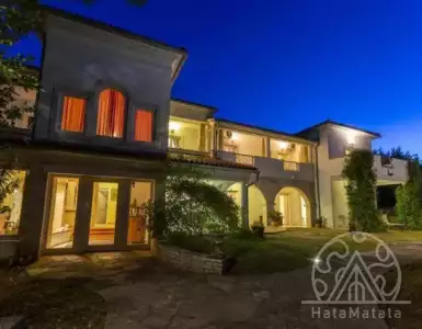 Buy in Croatia for 2600000€