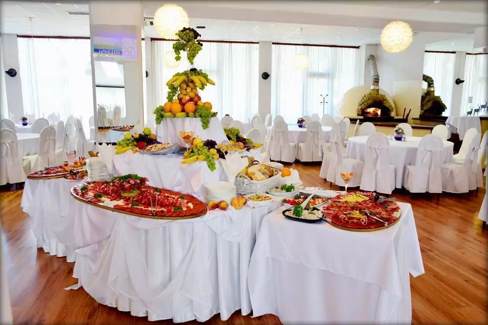 Hotels 3510m² in Croatia, Plitvice. Priced at 2950000€ rent photo-9