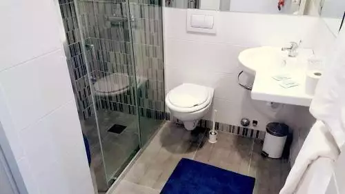 Hotels 3510m² in Croatia, Plitvice. Priced at 2950000€ rent photo-12