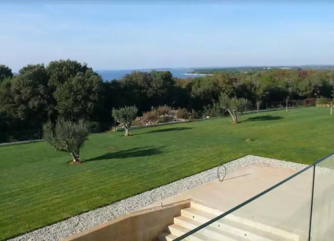 Villa 680m² in Croatia, Fazana. Priced at 5900000€ rent photo-1