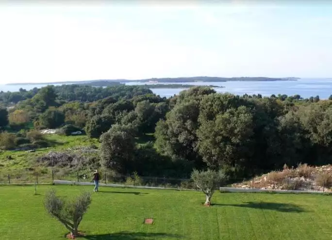Villa 680m² in Croatia, Fazana. Priced at 5900000€ rent photo-9