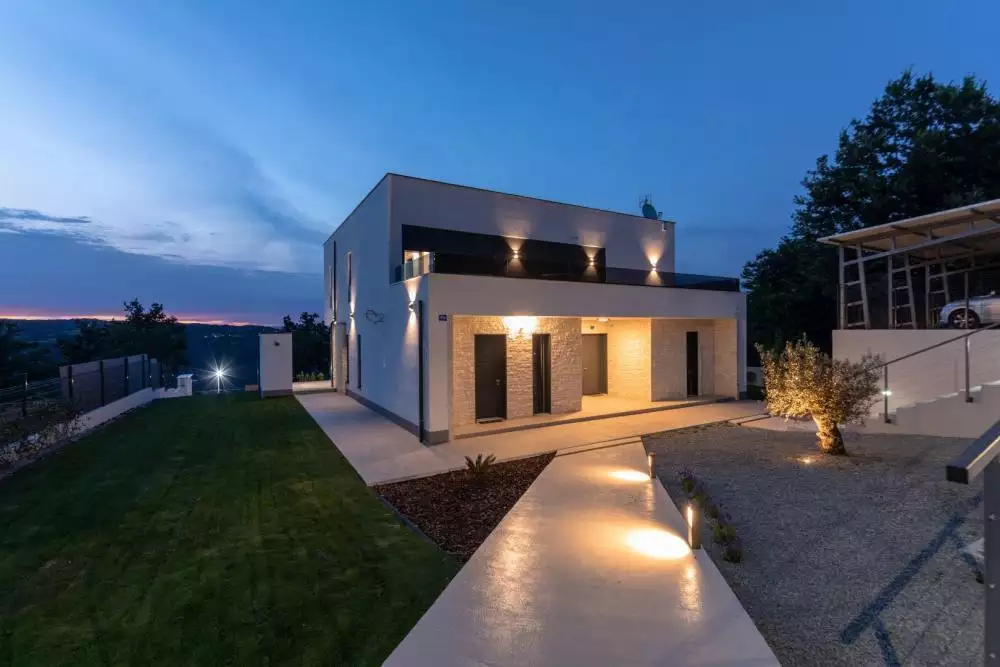 Villa 315m² in Croatia, Labin. Priced at 890000€ rent photo-2