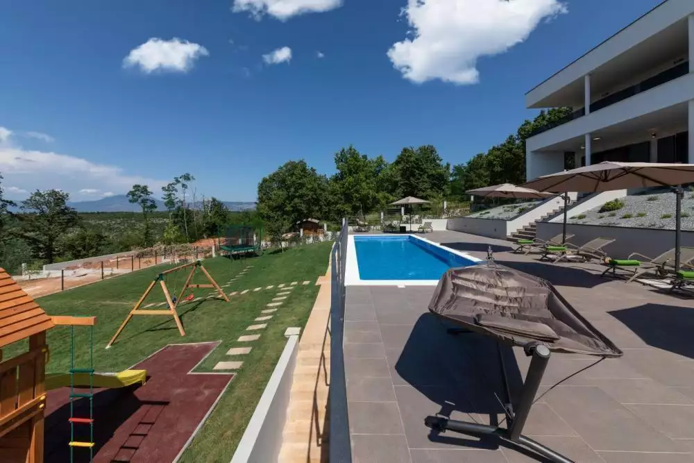 Villa 315m² in Croatia, Labin. Priced at 890000€ rent photo-17