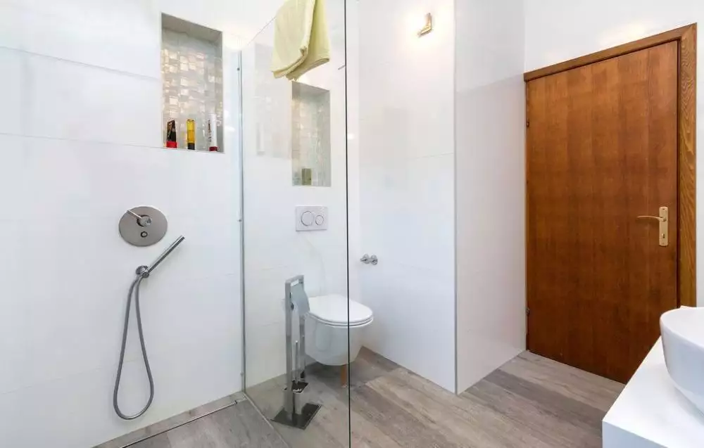 Hotels 420m² in Croatia, Pula. Priced at 850000€ rent photo-15