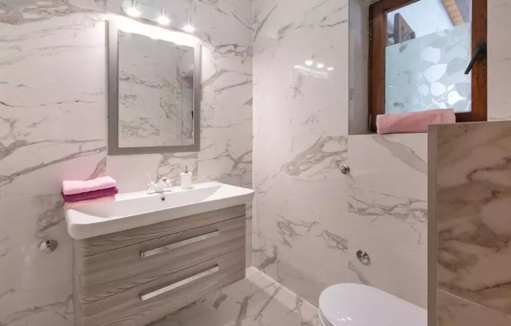Hotels 420m² in Croatia, Pula. Priced at 850000€ rent photo-20