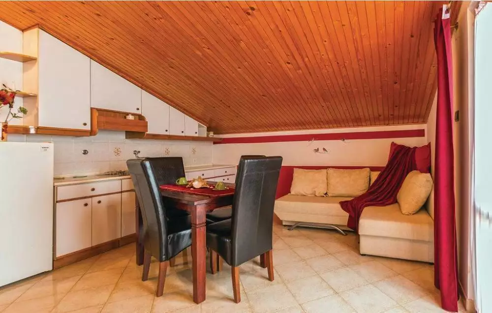 Hotels 420m² in Croatia, Pula. Priced at 850000€ rent photo-23