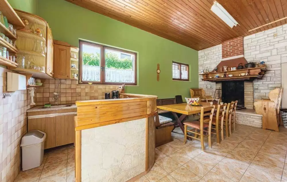 Hotels 420m² in Croatia, Pula. Priced at 850000€ rent photo-24