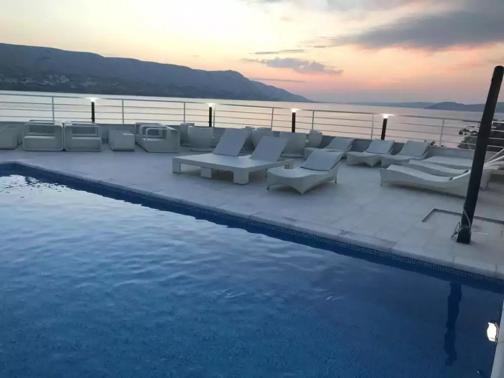 Hotels 1500m² in Spain, Lo Pagan. Priced at 5187500€ rent photo-5
