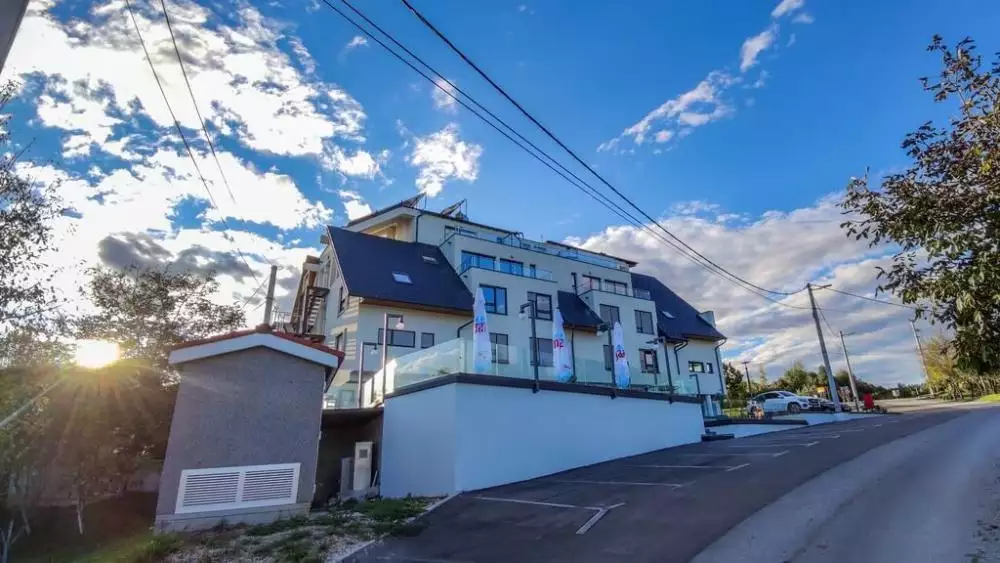 Hotels 1m² in Croatia, Plitvice. Priced at 5500000€ rent photo-3