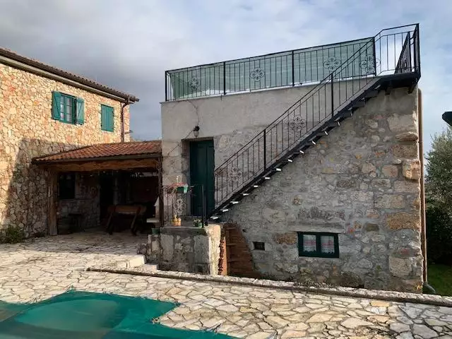 Villa 340m² in Croatia, Crikvenica. Priced at 750000€ rent photo-4