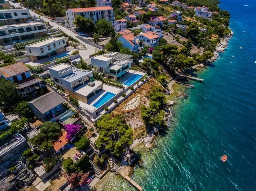 Villa 361m² in Croatia, Ciovo. Priced at 1300000€ rent photo-21