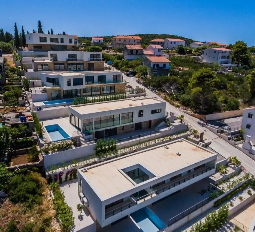 Villa 326m² in Croatia, Ciovo. Priced at 1700000€ rent photo-23