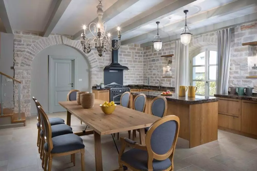 Villa 359m² in Croatia, Kanfanar. Priced at 1120000€ rent photo-3