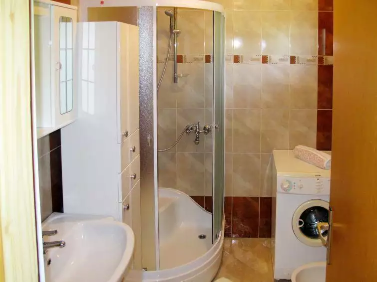 Villa 250m² in Croatia, Karojba. Priced at 550000€ rent photo-8