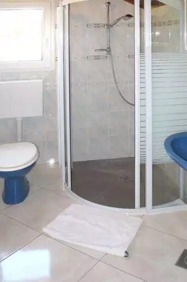 Villa 250m² in Croatia, Karojba. Priced at 550000€ rent photo-9